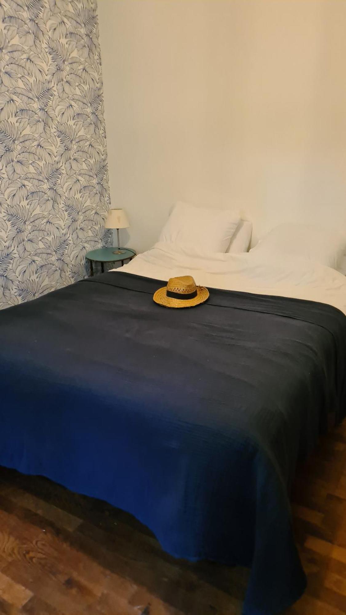 La Taniere Villa Gueures Rum bild